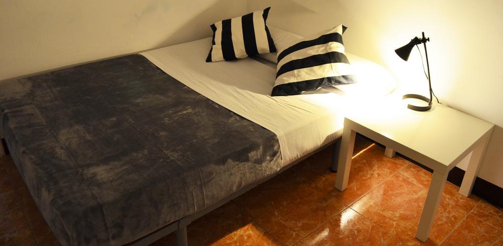Mybedbcn Hostel Barcelona Room photo